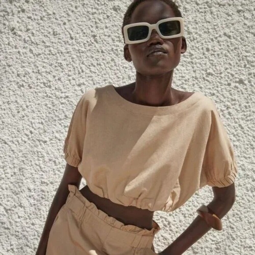 STORE CLOSING FRI JAN 23 Zara linen blend crop top - size XS